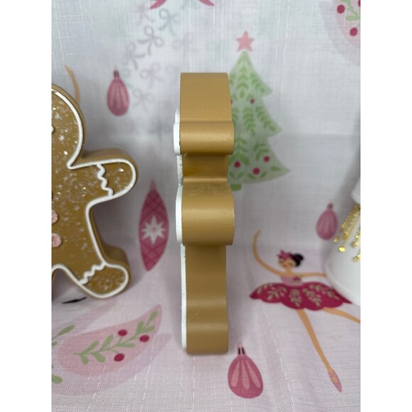 Pink Bow Gingerbread Set - Picture 6 of 6